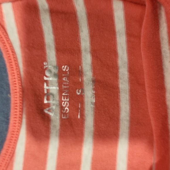 Women's Tank Tops - Picture 2 of 7